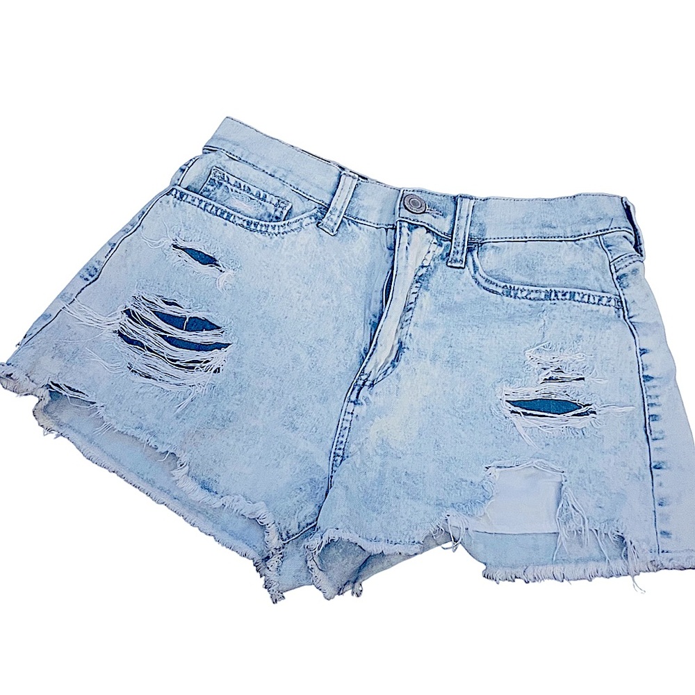 SO Cool Mom Short High Rise 7/28 Light Wash Distressed Jean Shorts